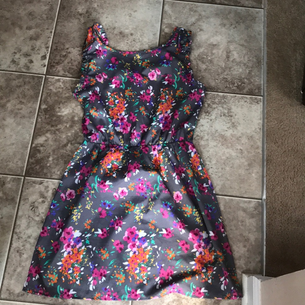 Paisley and ivy grey dress with flowers.